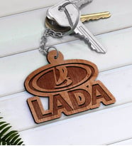 Lada Logolu Ahşap Anahtarlık-1 (Beyaz)