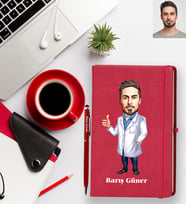 Kişiye Özel Doktor Karikatürlü Kırmızı Defter Kalem Hediye Seti Bay-7