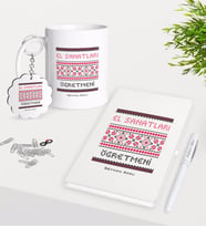 BK Gift Kişiye Özel El Sanatları Öğretmeni Kupa Anahtarlık Beyaz Defter Kalem Hediye Seti (Model 1)