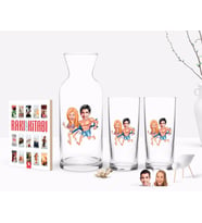 BK Gift Kişiye Özel Renkli Baskılı Sevgililer Karikatürlü İkili Rakı Bardağı Karaf ve Cep Kitabı Hediye Seti-8 (Model 1)