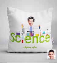 BK Gift Kişiye Özel Erkek Fen Bilimleri Öğretmeni Karikatürlü Beyaz Yastık-1