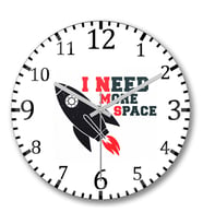 I Need More Space Duvar Saati Bombeli Gercek Cam