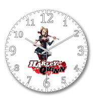 Harley Quinn Duvar Saati Bombeli Gercek Cam