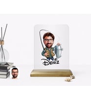 BK Gift Kişiye Özel Erkek Balıkçı Karikatürlü Ahşap Standlı Çerçeve (Beyaz)