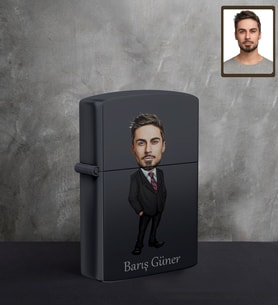 Kişiye Özel İş Adamı Karikatürlü UV Baskılı Siyah Benzinli Çakmak Bay-6