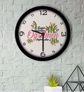 BK Gift Kişiye Özel Bugün Günlerden Öğretmen Ahşap Duvar Saati-1 (Beyaz)