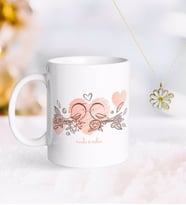BK Gift Kişiye Özel Sevgililer Günü Kupa ve Çift İsimli Papatya Kolye-35 (Model 1)