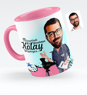 BK Gift Kişiye Özel Bay Yönetmen Karikatürlü Pembe Kupa Bardak  1