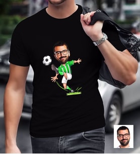 BK Gift Kişiye Özel Bay Yeşil Beyaz Futbolcu Karikatürlü Siyah T-Shirt