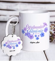BK Gift Kişiye Özel Öğretmenler Gününüz Kutlu Olsun Beyaz Kupa ve Anahtarlık Hediye Seti-3 (Model 1)