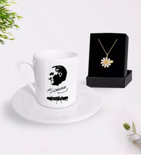BK Gift Kişiye Özel Atatürk Temalı Türk Kahvesi Fincanı ve İsimli Papatya Kolye Hediye Seti-4 (Model 1)