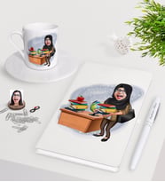 BK Gift Kişiye Özel Bayan Öğretmen Karikatürlü Beyaz Defter Kalem Türk Kahvesi Fincanı Seti-8 (Model 1)