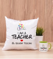 Öğretmen Kare Yastık ve Yeşil Kupa Bardak