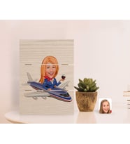 BK Gift Kişiye Özel Hostes Karikatürlü Otantik Masaüstü Ahşap Palet Çerçeve-1 (Beyaz)