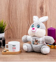 Bayan Değil Kadın Fincan ve Peluş Tavşan