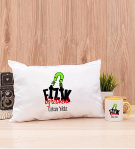 Fizik Öğretmeni Dikdörtgen Yastık ve Sarı Kupa Bardak