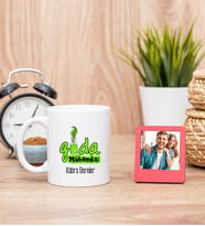 Gıda Mühendisi Beyaz Kupa Bardak ve Kırmızı Mini Fotoğraf Çerçevesi