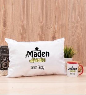 Maden Mühendisi Dikdörtgen Yastık ve Kırmızı Kupa Bardak