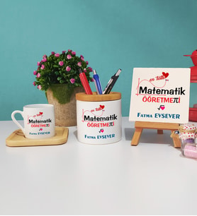 Mesajlı Matematik Öğretmeni Ahşap Altlıklı Türk Kahvesi Fincanı Kalemlik Dekoratif Taş Baskı Hediye Seti