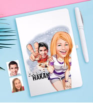 BK Gift Kişiye Özel Sevgililer Karikatürlü Beyaz Defter ve Kalem Hediye Seti-30