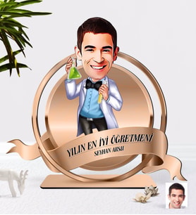 BK Gift Kişiye Özel Yılın En İyi Erkek Öğretmeni Karikatürlü 3D Ahşap Biblo Plaket-6 (Beyaz)
