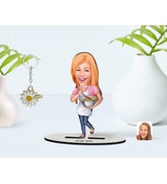 BK Gift Kişiye Özel Kadın Chef Karikatürlü 3D Ahşap Biblo ve İsimli Gold Papatya Anahtarlık-20 (Model 1)