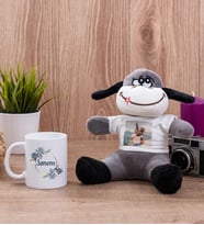 İsme Özel Çiçek Desenli Beyaz Kupa Bardak ve Peluş Eşek