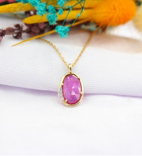 14 Ayar Altın Doğal Pembe Oval Turmalin Taşlı ve Pırlanta Taşlı Kolye