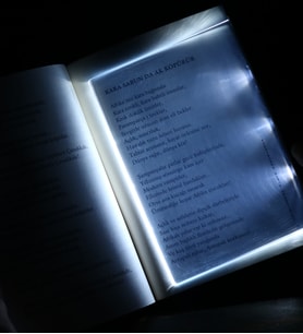 Kitap Okuma Paneli Led Işıklı
