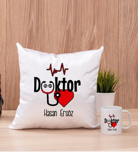 Doktor Kare Yastık ve Beyaz Kupa Bardak