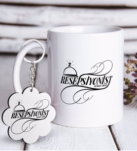 BK Gift Kişiye Özel Mesleki Resepsiyonist Beyaz Kupa ve Anahtarlık Hediye Seti-2 (Model 1)