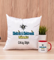 Elektrik Elektronik Mühendisi Kare Yastık ve Kırmızı Kupa Bardak