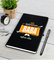 BK Gift Kişiye Özel En Kahraman Baba Siyah Defter Kalem Seti
