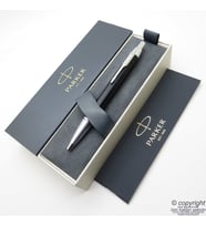 Parker Im Premium Mat Siyah Tükenmez Kalem  Parker Kalem  İsme Özel Kalem  Hediyelik Kalem
