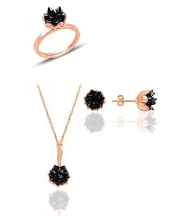 Söğütlü Silver Gümüş Lotus çiçeği modeli onix renkli taşlı üçlü set