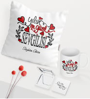 BK Gift Kişiye Özel Yılın En Güzel Sevgilisi Temalı Beyaz Kupa Ayna Yastık Seti