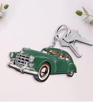 BK Gift Kişiye Özel İsimli Retro Otomobil Ahşap Anahtarlık-3 (Beyaz)