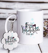 BK Gift Kişiye Özel Evin Yakışıklısı Beyaz Kupa ve Anahtarlık Hediye Seti-4 (Model 1)