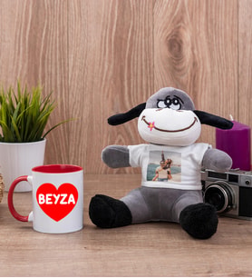 Sevgiliye Hediye İsim Yazılı Kalpli Kırmızı Kupa Bardak ve Peluş Eşek