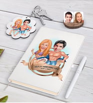 BK Gift Kişiye Özel Yılın En Mükemmel Çifti Karikatürlü Beyaz Defter Kalem ve Anahtarlık Hediye Seti-8 (Model 1)