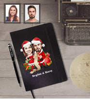 Kişiye Özel Yılbaşı Sevgili Karikatürlü Siyah Defter Kalem Hediye Seti Model-3