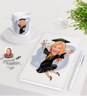 BK Gift Kişiye Özel Bayan Mezun Karikatürlü Beyaz Defter Kalem Türk Kahvesi Fincanı Seti-1 (Model 1)