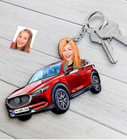 BK Gift Kişiye Özel Bayan Mazda 6 Figürlü Plakalı Ahşap Karikatür Anahtarlık (Beyaz)