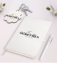 BK Gift Kişiye Özel En İyi Öğretmen Beyaz Defter Kalem Ve Anahtarlık Hediye Seti-16 (Model 1)