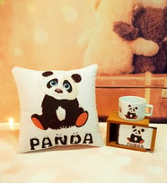 Panda Yastık Ve Kutulu Kupa Hediye Seti