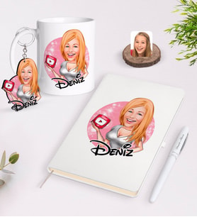 BK Gift Kişiye Özel Kadın Youtuber Karikatürlü Beyaz Defter Kalem Kupa ve Anahtarlık Hediye Seti-2 (Model 1)