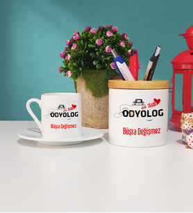 Mesajlı Odyolog Tasarımlı Kişiye Özel Odyolog Türk Kahvesi Fincanı ve Kalemlik Hediye Seti