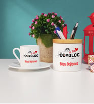 Mesajlı Odyolog Tasarımlı Kişiye Özel Odyolog Türk Kahvesi Fincanı ve Kalemlik Hediye Seti