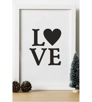 Love Ahşap 24x33 cm Tasarım Çerçeve