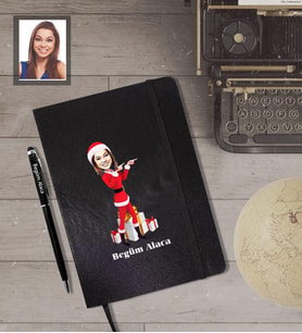 Kişiye Özel Yılbaşı Bayan Karikatürlü Siyah Defter Kalem Hediye Seti Model-6